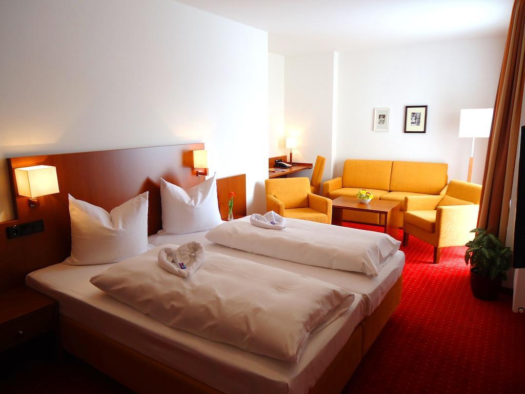 Hotel Gasthof Posthalter ซวีเซิล ห้อง รูปภาพ