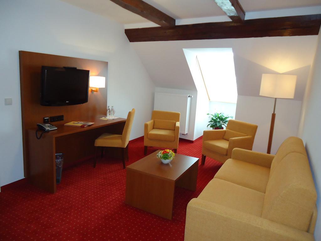 Hotel Gasthof Posthalter ซวีเซิล ห้อง รูปภาพ