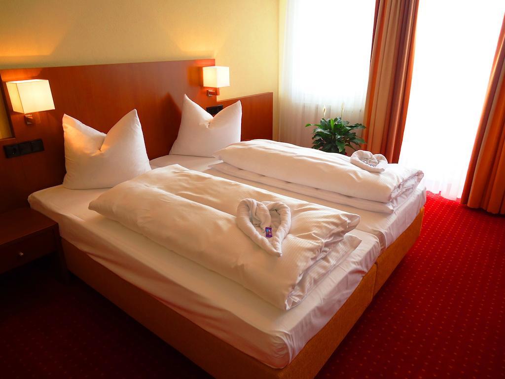 Hotel Gasthof Posthalter ซวีเซิล ห้อง รูปภาพ