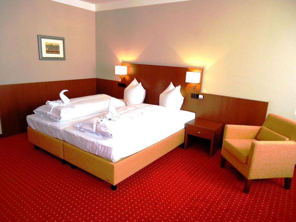 Hotel Gasthof Posthalter ซวีเซิล ห้อง รูปภาพ